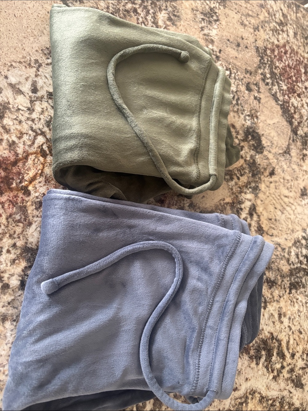 American Eagle Outfitters Kids Olive Green & Slate Blue velour leggings